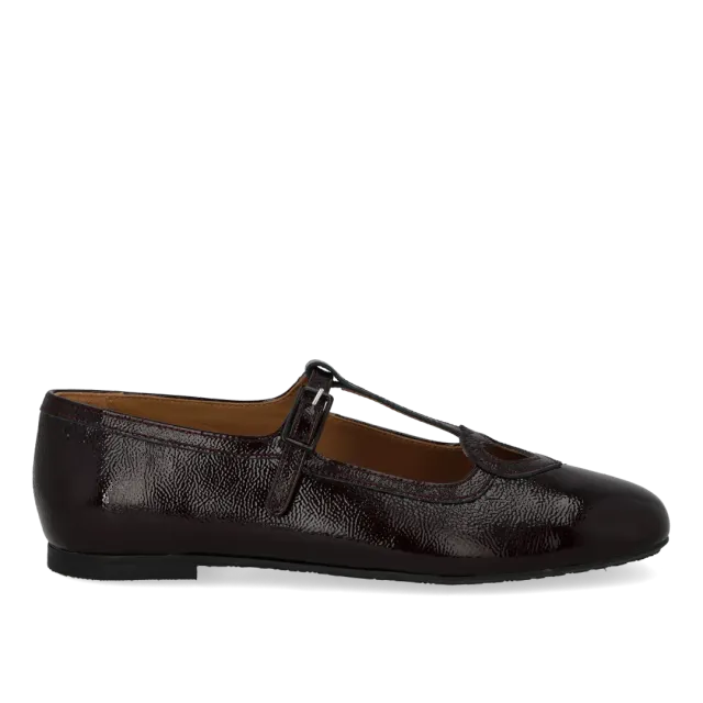 Angulus ballerine vernis cœur bride boucle