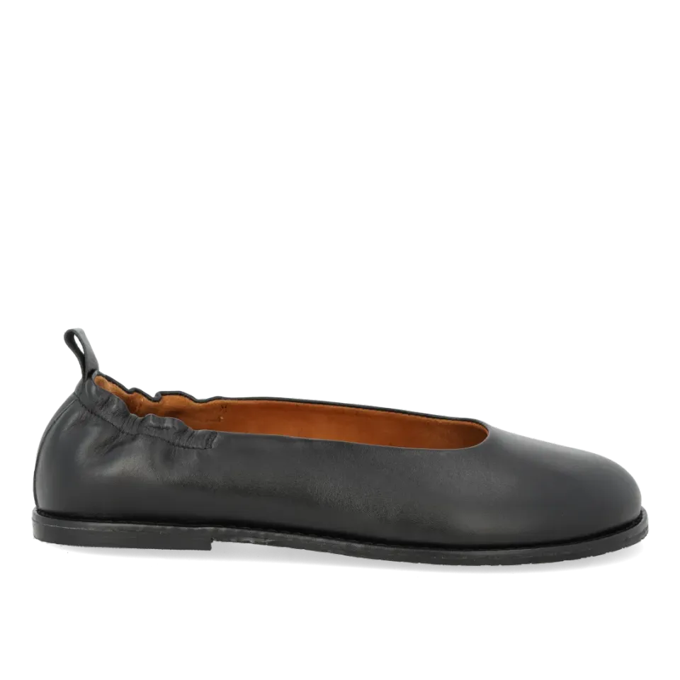Angulus Ballerine coupe large en cuir naturel