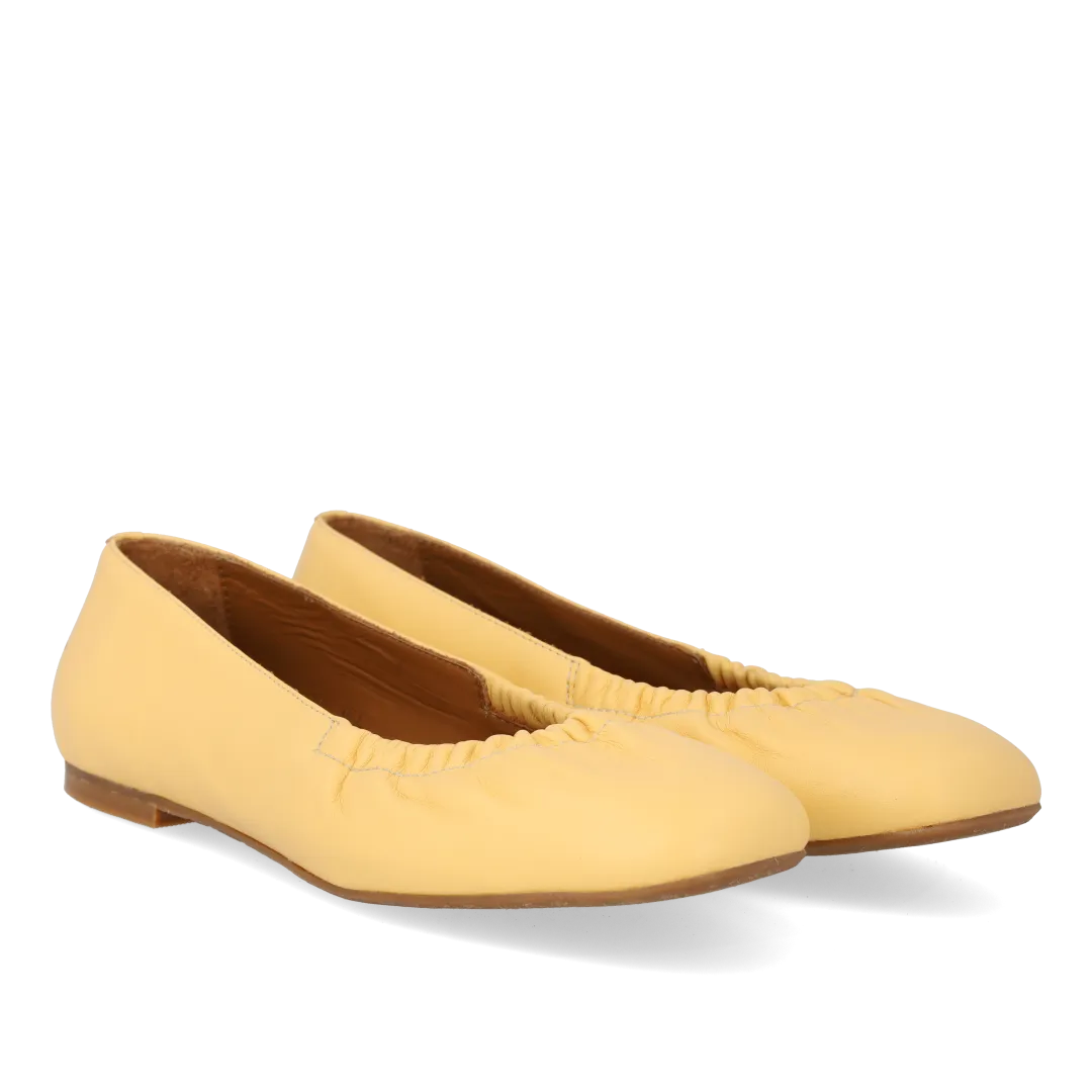 Angulus Ballerine cuir minimaliste bout carré