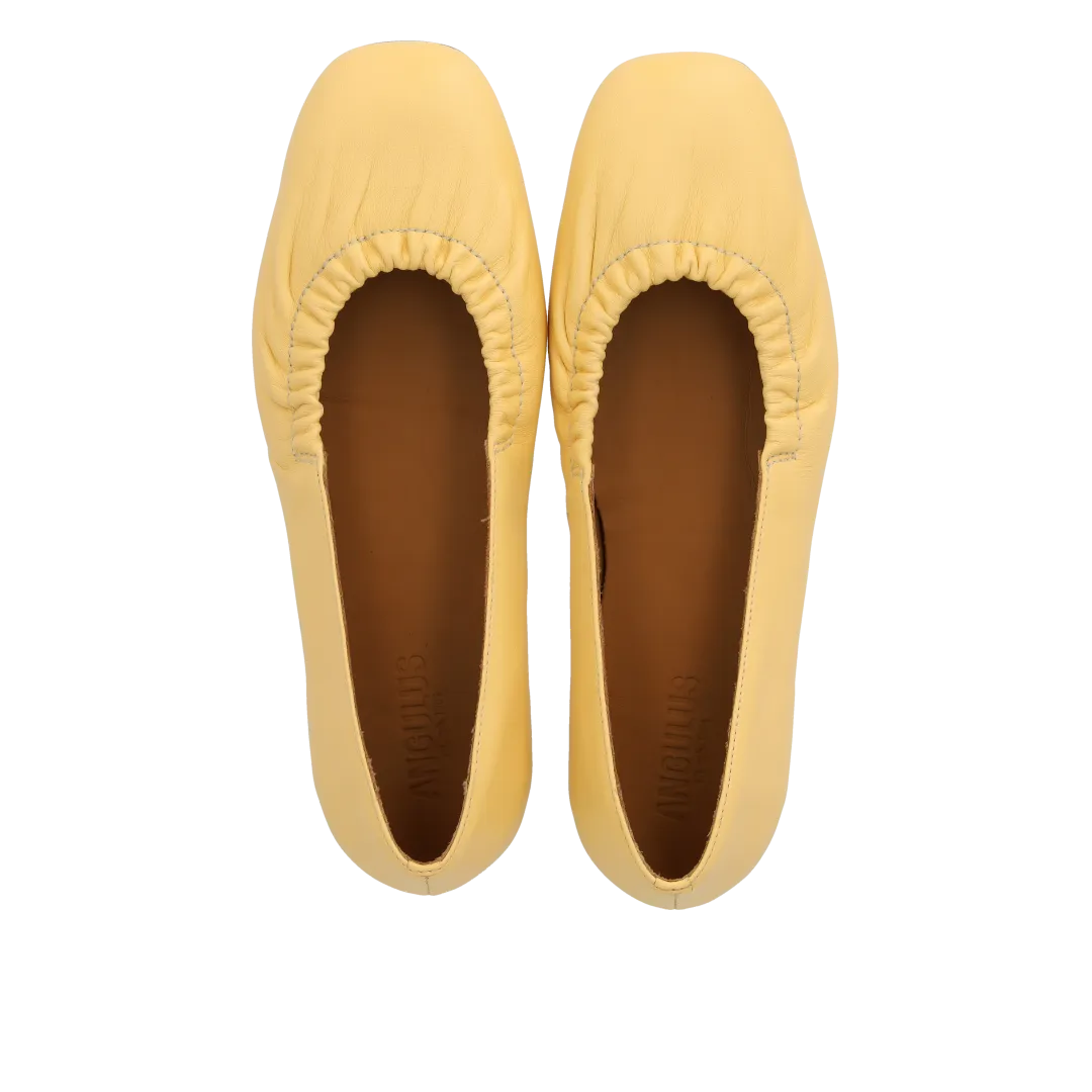 Angulus Ballerine cuir minimaliste bout carré
