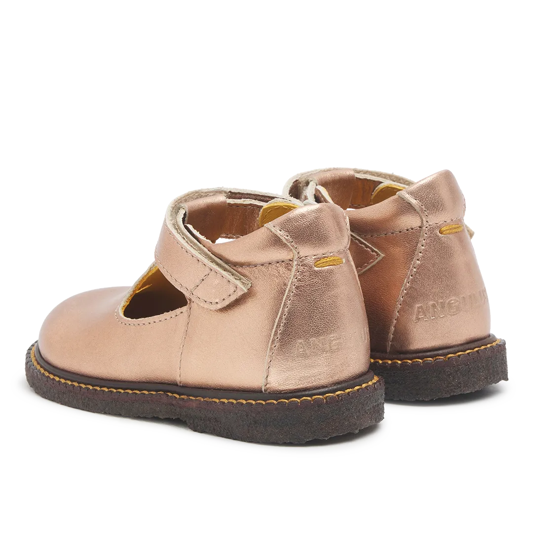 Angulus babies cuir cœur découpé collection 120 ans